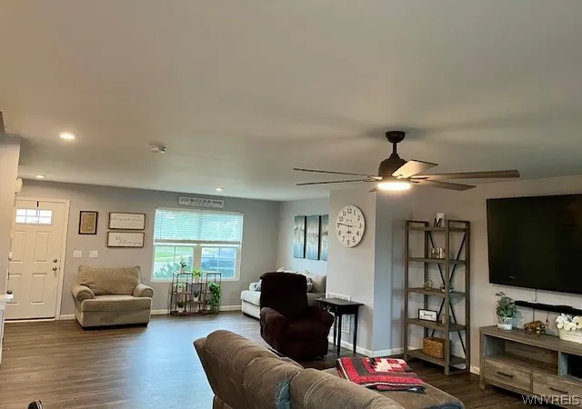 Photo 4 of Sale Pending at 75 Florence Ln, Amherst, NY 14228 | MLS# B1710673 | Listing updated on 2026-09-11