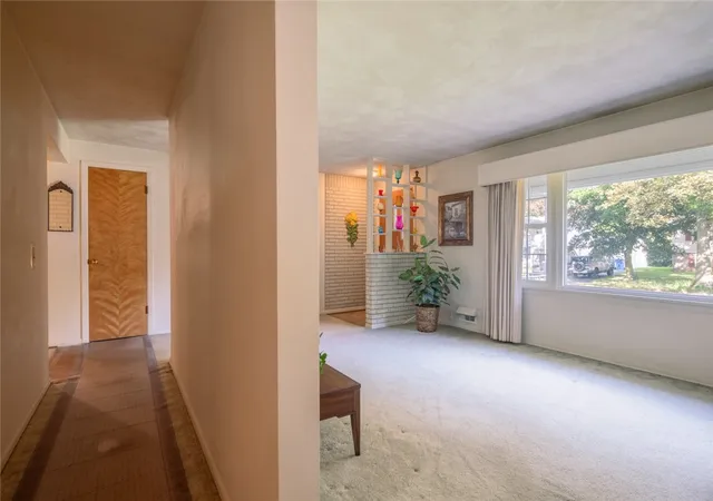 Photo 3 of Sale Pending at 165 Afton St, Rochester, NY 14612 | MLS# R1710362 | Listing updated on 2026-09-11