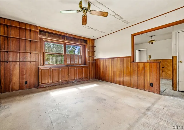 Photo 3 of Single family home for sale at 900 W Bloomfield St, Rome, NY 13440 | MLS# S1710521 | Listing updated on 2026-08-28