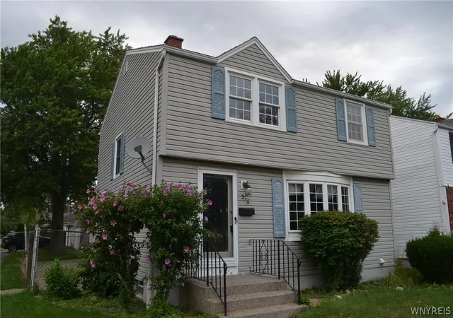 Photo 1 of Single family home for sale at 316 Oakvale Blvd, Tonawanda, NY 14223 | MLS# B1710827 | Listing updated on 2026-09-23
