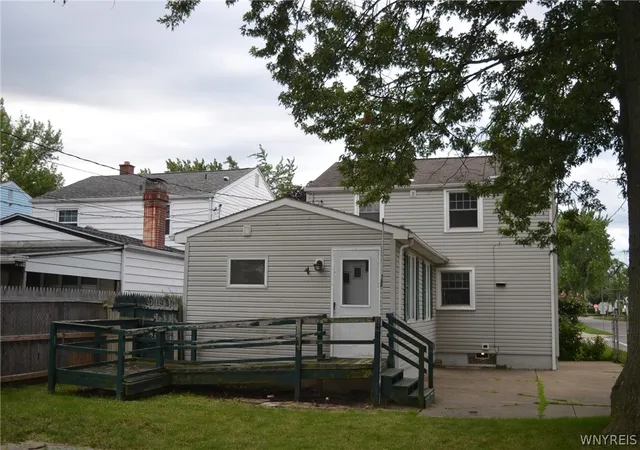 Photo 2 of Single family home for sale at 316 Oakvale Blvd, Tonawanda, NY 14223 | MLS# B1710827 | Listing updated on 2026-09-23