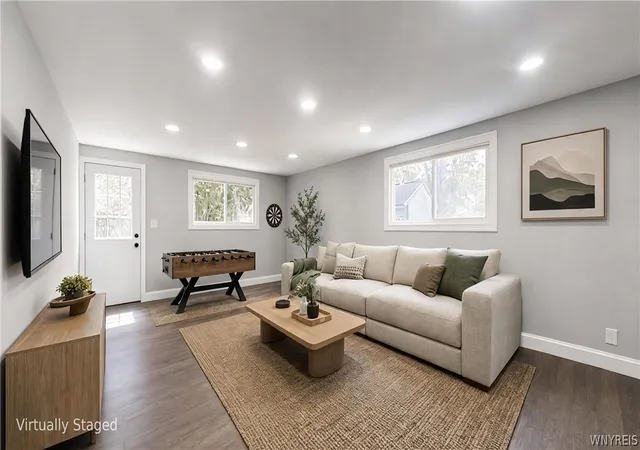 Photo 4 of Sale Pending at 5 N Burbank Dr, Amherst, NY 14226 | MLS# B1710811 | Listing updated on 2026-09-05