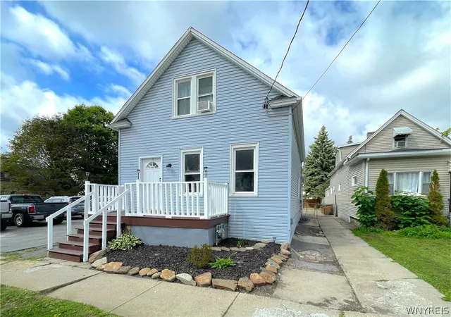 Photo 1 of Single family home for sale at 31 Alpine Pl, Cheektowaga, NY 14225 | MLS# B1710380 | Listing updated on 2026-09-16