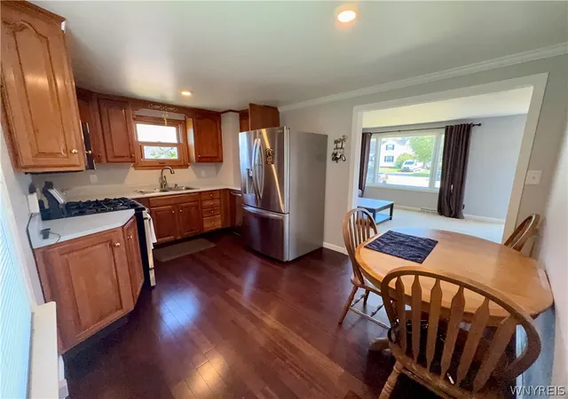 Photo 4 of Single family home for sale at 16 Yvonne Ave, Cheektowaga, NY 14225 | MLS# B1710805 | Listing updated on 2026-09-10