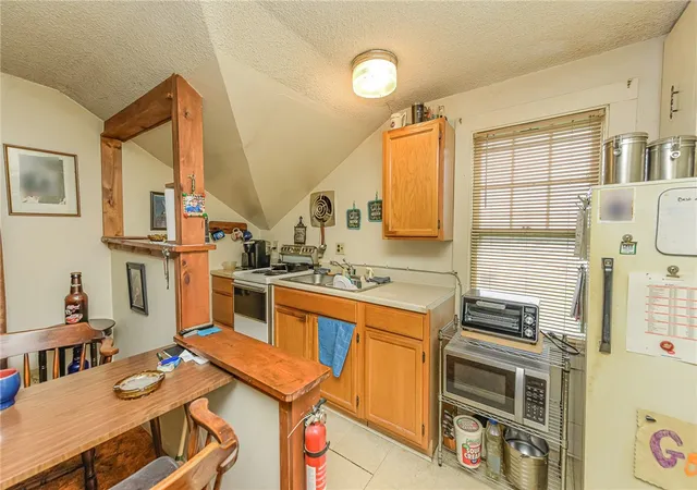 Photo 3 of Multi family home for sale at 5058 W Ridge Rd, Parma, NY 14559 | MLS# R1710835 | Listing updated on 2026-08-31