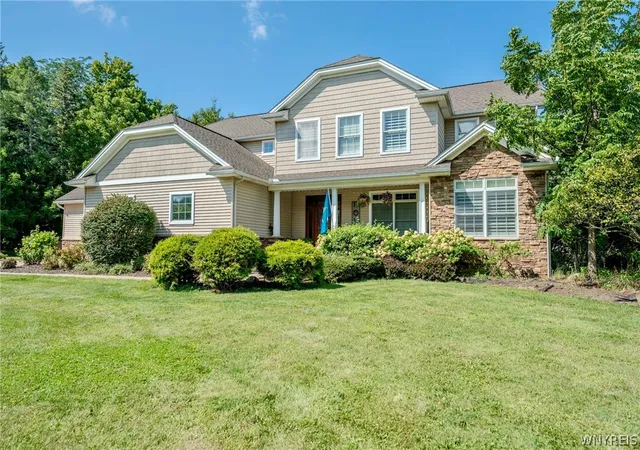 Photo 3 of Single family home for sale at 6799 Gowanda State Rd, Hamburg, NY 14075 | MLS# B1710734 | Listing updated on 2026-09-03