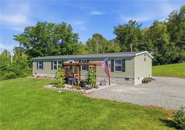 Photo 1 of Manufactured home for sale at 71 Happy Valley Ln, Knoxville Boro, PA 16928 | MLS# R1710902 | Listing updated on 2026-09-10