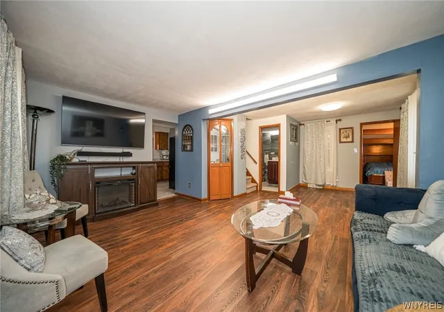 Photo 2 of Single family home for sale at 65 Gardenvale Dr, Cheektowaga, NY 14225 | MLS# B1710309 | Listing updated on 2026-09-03