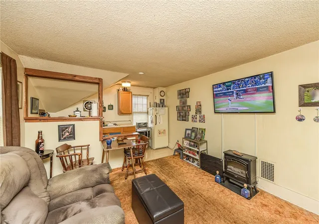 Photo 4 of House for sale at 5058 W Ridge Rd, Spencerport, NY 14559 | MLS# R1710907 | Listing updated on 2026-08-31