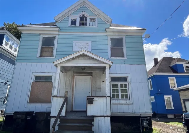 Photo 2 of Single family home for sale at 210 E Colvin St, Syracuse, NY 13205 | MLS# S1710756 | Listing updated on 2026-09-02