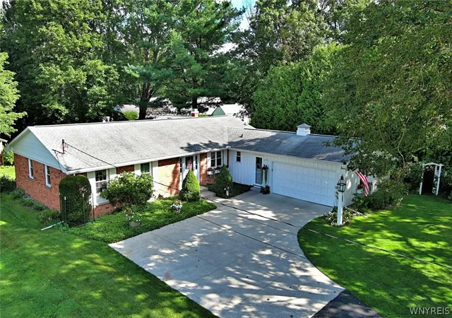 Photo 3 of Sale Pending at 27 Ellis Ave, Concord, NY 14141 | MLS# B1710900 | Listing updated on 2026-09-08
