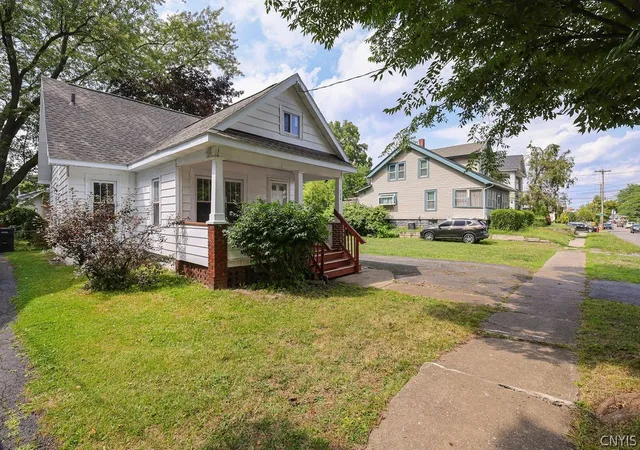 Photo 3 of Sale Pending at 216 S Midler Ave, Syracuse, NY 13206 | MLS# S1710922 | Listing updated on 2026-09-09