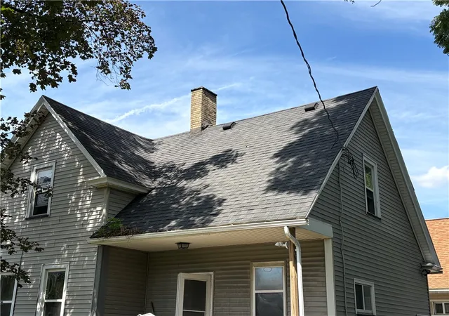 Photo 3 of Single family home for sale at 8 Immel St, Rochester, NY 14606 | MLS# R1710118 | Listing updated on 2026-09-15