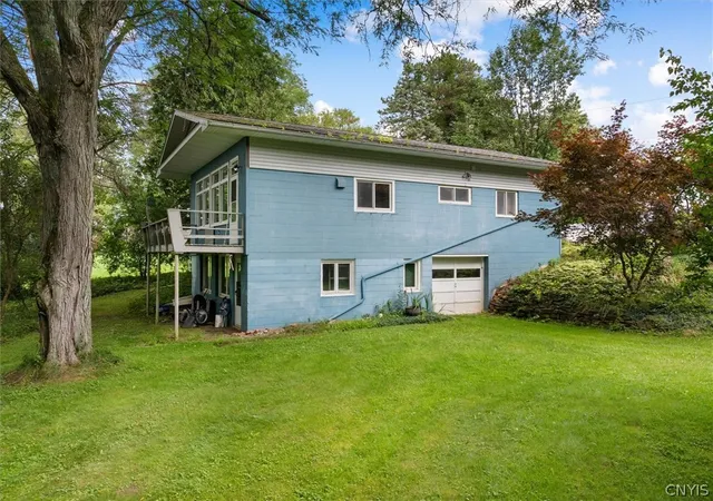 Photo 4 of Single family home for sale at 3443 South St, Kirkland, NY 13323 | MLS# S1710192 | Listing updated on 2026-08-31