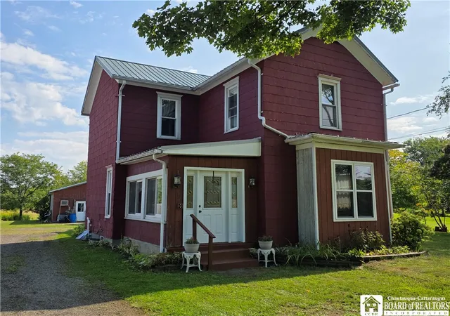 Photo 1 of Single family home for sale at 15 Bird St, Westfield, NY 14787 | MLS# R1706765 | Listing updated on 2026-08-30