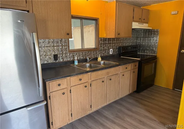 Photo 3 of Manufactured home for sale at 3450 Howard Rd #41, Hamburg, NY 14075 | MLS# B1710990 | Listing updated on 2026-09-01