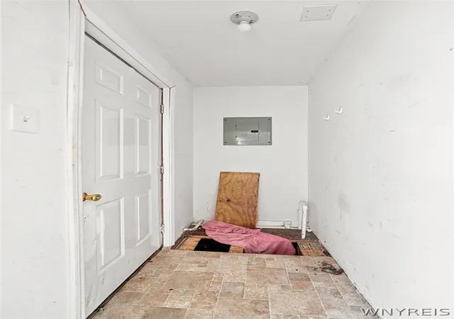 Photo 3 of Single family home for sale at 89 Jones St, Buffalo, NY 14206 | MLS# B1709206 | Listing updated on 2026-09-11