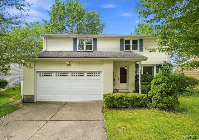 Single family home for sale at 25 Jeffrey Dr, Buffalo, NY 14228 | MLS# B1710269