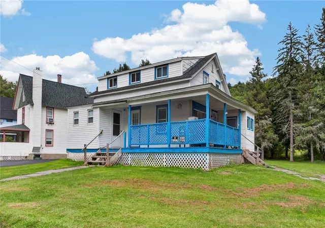Photo 2 of Single family home for sale at 54 River St, Stamford, NY 12167 | MLS# R1710001 | Listing updated on 2026-08-31