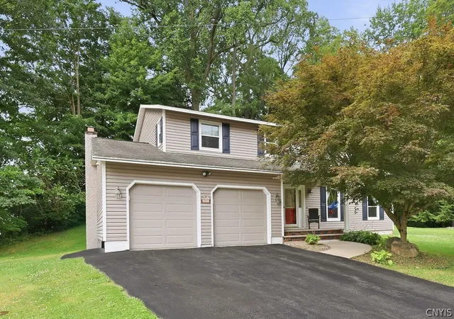 Photo 1 of Sale Pending at 4192 Fireside Cir, Liverpool, NY 13090 | MLS# S1711034 | Listing updated on 2026-09-03