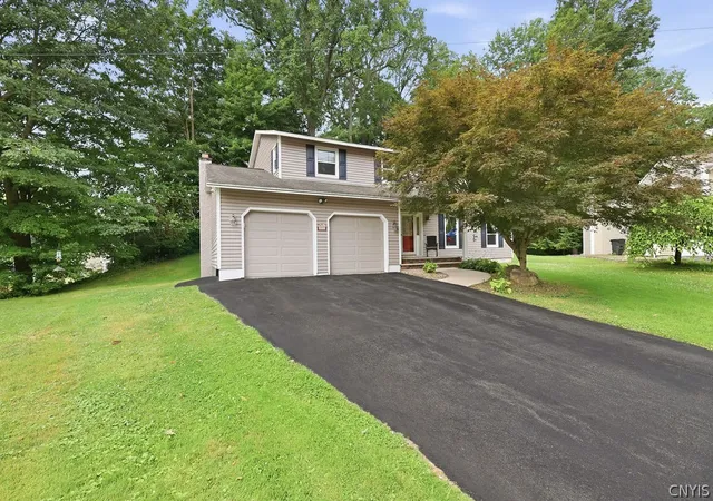 Photo 2 of Sale Pending at 4192 Fireside Cir, Liverpool, NY 13090 | MLS# S1711034 | Listing updated on 2026-09-03