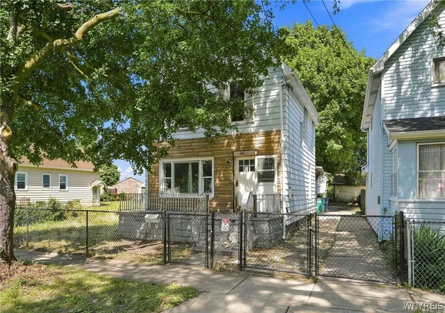 Photo 1 of Single family home for sale at 48 Sirret St, Buffalo, NY 14220 | MLS# B1709207 | Listing updated on 2026-09-06