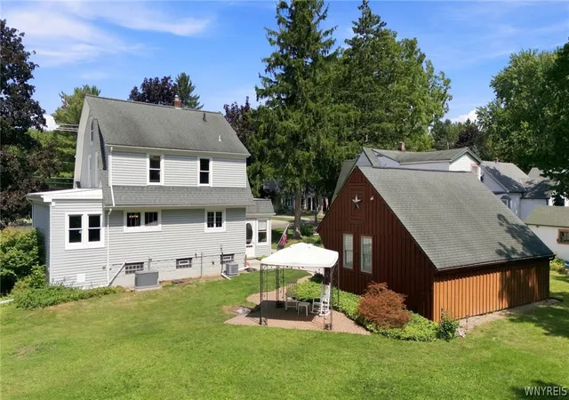 Photo 3 of Sale Pending at 6291 Armor Duells Rd, Orchard Park, NY 14127 | MLS# B1710558 | Listing updated on 2026-09-15