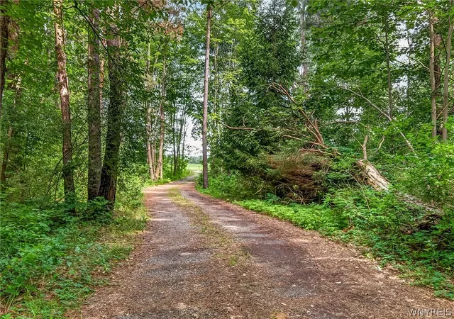 Photo 4 of Single family home for sale at 1640 Carmen Rd, Barker, NY 14012 | MLS# B1701927 | Listing updated on 2026-08-31