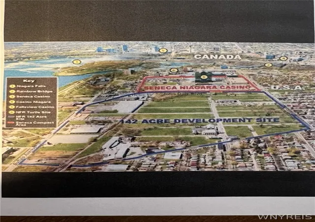 Listing Photo 2 - Condo for sale in building located at 915 Fry Ave, Niagara Falls, NY 14301