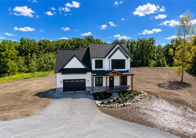 Photo 3 of Single family home for sale at 66 Parnell Dr, Churchville, NY 14428 | MLS# R1711059 | Listing updated on 2026-08-31