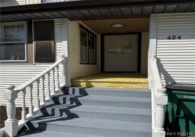 Photo 3 of Sale Pending at 424 Lasalle Ave, Buffalo, NY 14215 | MLS# B1711121 | Listing updated on 2026-09-11