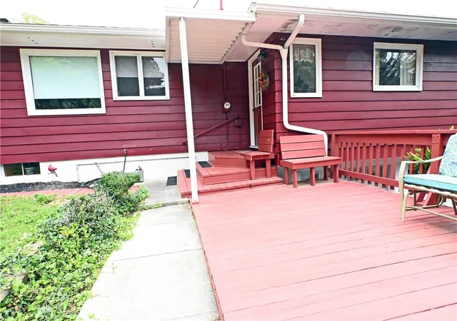Photo 3 of Single family home for sale at 116 Donovan Dr, Horseheads, NY 14845 | MLS# R1710987 | Listing updated on 2026-09-08