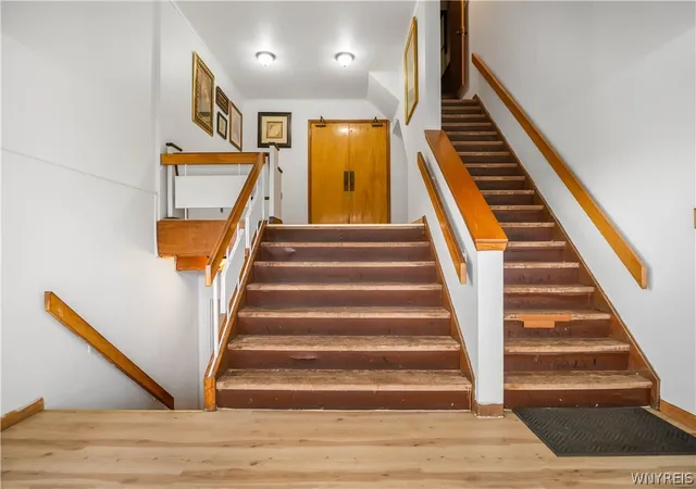 Photo 3 of Single family home for sale at 3189 Main St, Buffalo, NY 14214 | MLS# B1711022 | Listing updated on 2026-08-31