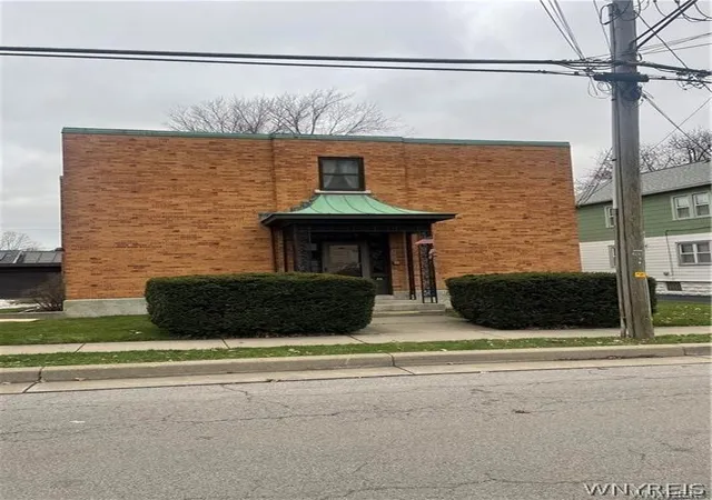 Photo 1 of Single family home for sale at 36 Flohr Ave, Buffalo, NY 14224 | MLS# B1710812 | Listing updated on 2026-08-31