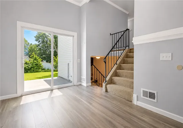 Photo 3 of Single family home for sale at 72 Cherry Crk Ln, Rochester, NY 14626 | MLS# R1710981 | Listing updated on 2026-09-08
