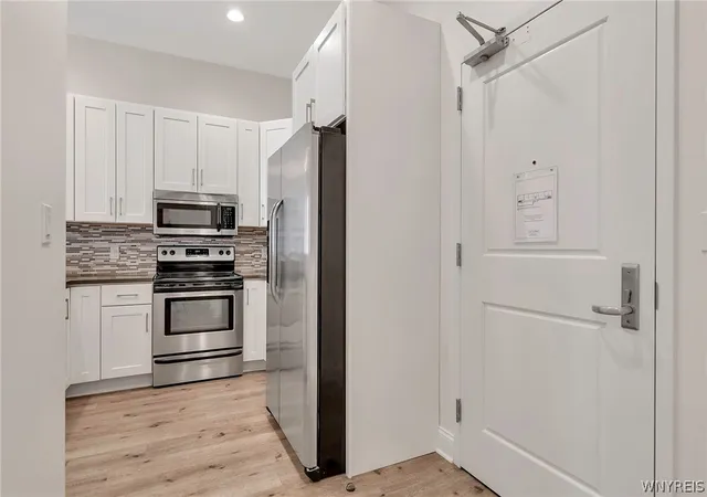 Photo 3 of Condo for sale at 251 Main St #504, Buffalo, NY 14203 | MLS# B1710451 | Listing updated on 2026-08-31