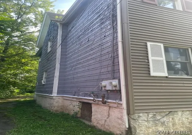 Photo 2 of Multi family home for sale at 1021 Michigan Ave, Niagara Falls, NY 14305 | MLS# B1711218 | Listing updated on 2026-09-04