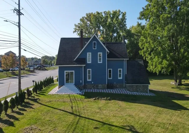 Photo 4 of Single family home for sale at 839 Long Pond Rd, Rochester, NY 14612 | MLS# R1711242 | Listing updated on 2026-09-12