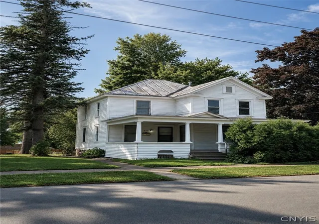 Photo 1 of Single family home for sale at 805 W Dominick St, Rome, NY 13440 | MLS# S1711289 | Listing updated on 2026-08-31