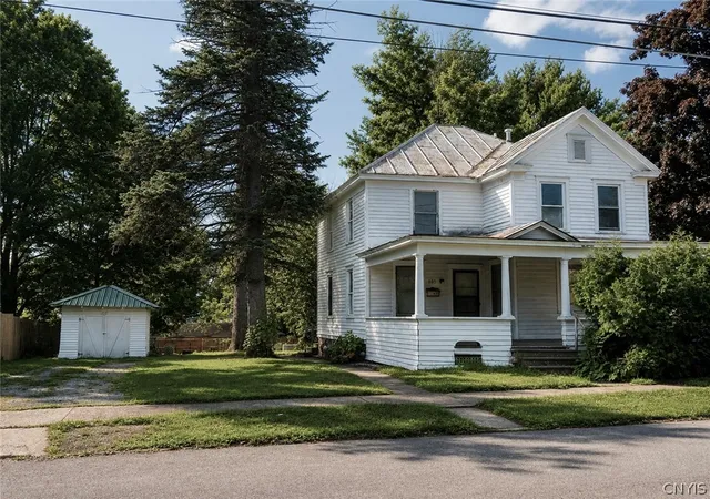Photo 2 of Single family home for sale at 805 W Dominick St, Rome, NY 13440 | MLS# S1711289 | Listing updated on 2026-08-31