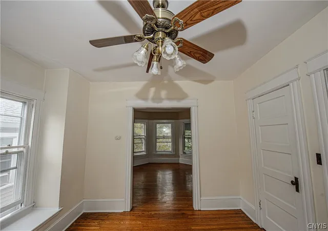 Photo 4 of House for sale at 115 Trinity Pl, Syracuse, NY 13210 | MLS# S1710970 | Listing updated on 2026-09-02