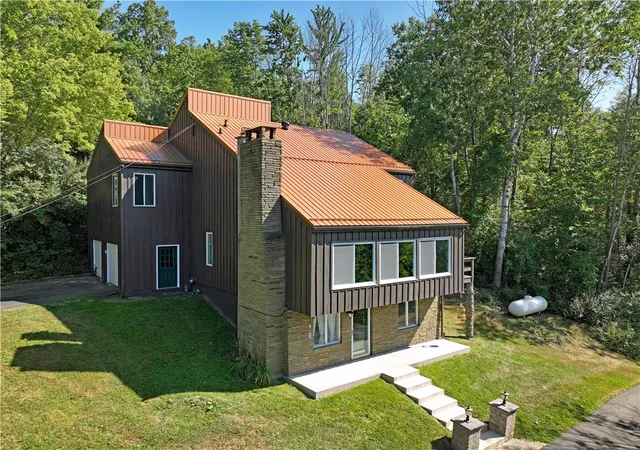 Photo 1 of Single family home for sale at 560 Steege Hl Rd, Corning, NY 14830 | MLS# R1711326 | Listing updated on 2026-09-05