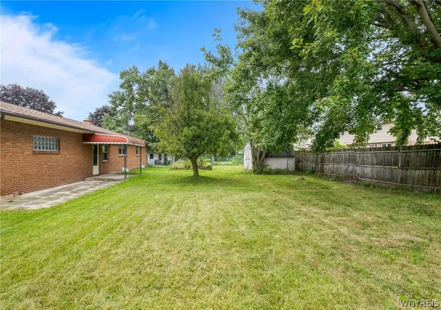Photo 4 of Sale Pending at 250 Rehm Rd, Depew, NY 14043 | MLS# B1711354 | Listing updated on 2026-09-08