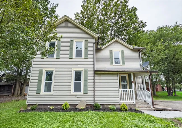 Photo 1 of Single family home for sale at 34 Grove St, Westfield, NY 14787 | MLS# B1711056 | Listing updated on 2026-09-10