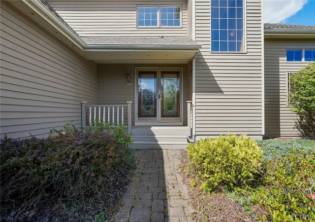 Photo 3 of Single family home for sale at 145 Lorian Dr, Syracuse, NY 13212 | MLS# S1711258 | Listing updated on 2026-09-06