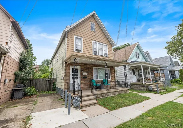 Photo 3 of House for sale at 632 Fulton St, Buffalo, NY 14210 | MLS# B1711419 | Listing updated on 2026-09-01