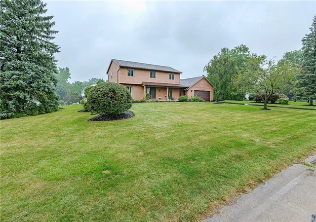 Photo 2 of Single family home for sale at 11 Pine Brk Cir, Penfield, NY 14526 | MLS# R1710657 | Listing updated on 2026-09-14