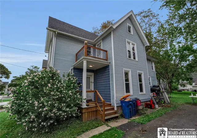 Photo 4 of Single family home for sale at 34 Juniper St, Lockport, NY 14094 | MLS# R1710789 | Listing updated on 2026-09-01