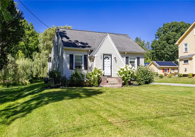 Photo 3 of Sale Pending at 1080 Westside Dr, Rochester, NY 14624 | MLS# R1711327 | Listing updated on 2026-09-09