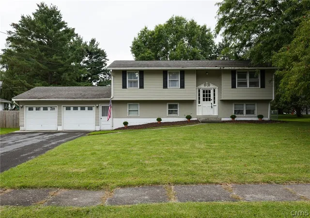 Photo 1 of Single family home for sale at 457 Bugbee Dr, Watertown, NY 13601 | MLS# S1711255 | Listing updated on 2026-09-12